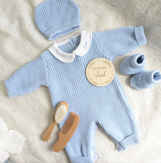 Tenue de Naissance 3 Pièces en Maille Personnalisée Calins de Mamans