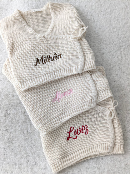 Détail prénom sur pyjama naissance bébé personnalisé