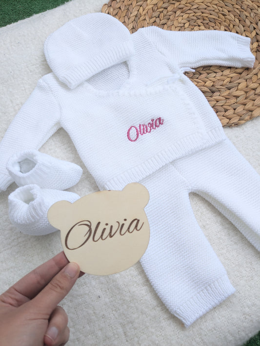 Ensemble bébé en maille personnalisé en broderie 