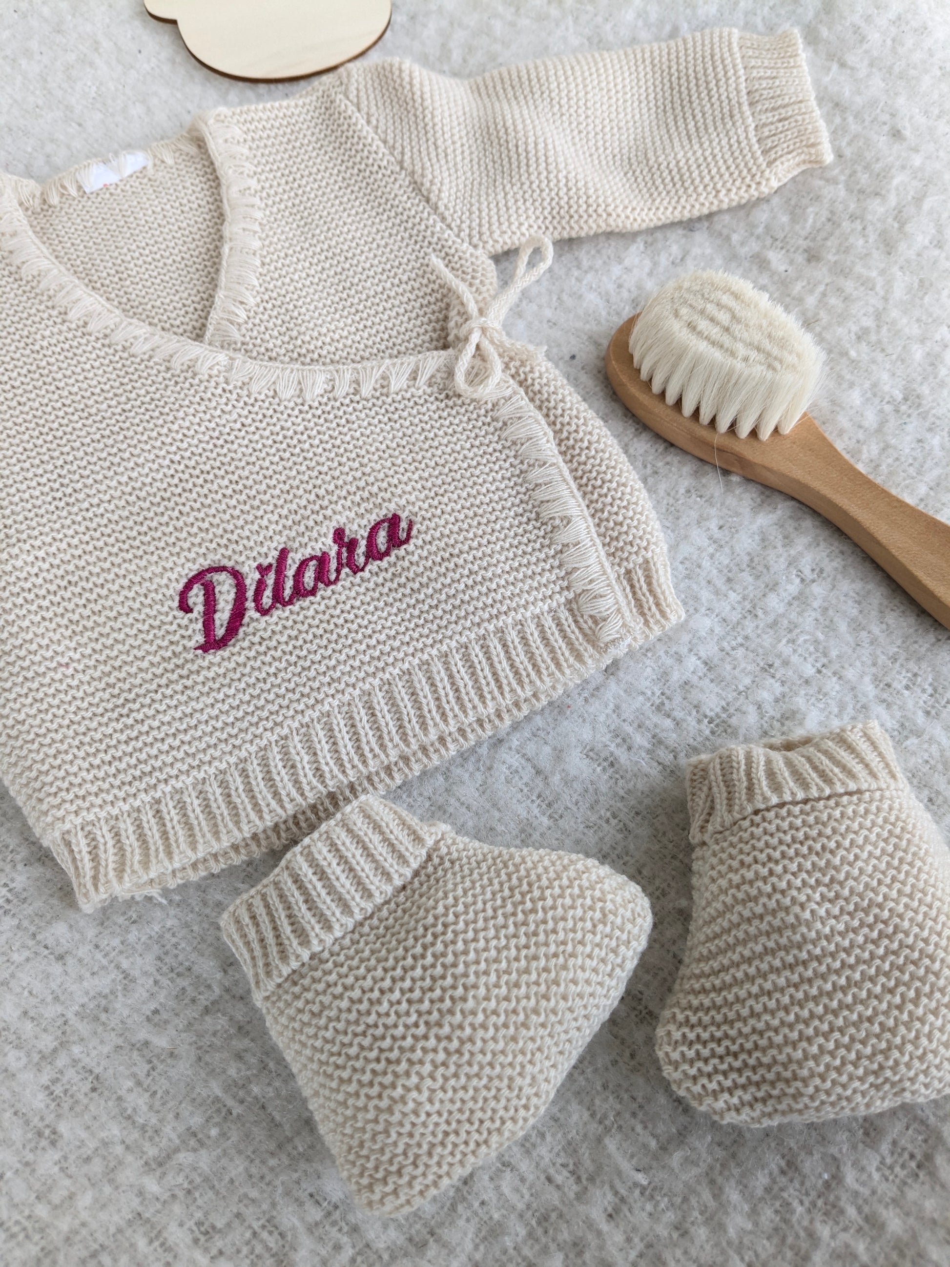 Tenue naissance fille personnalisée idéale comme cadeau de naissance