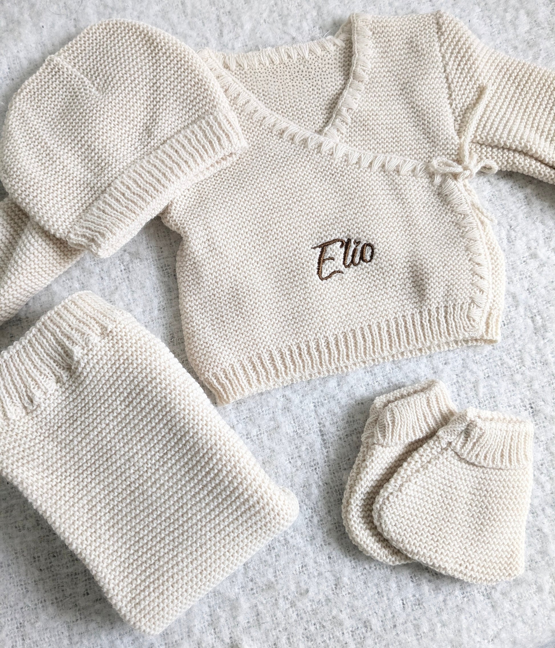 Tenue naissance garçon personnalisée idéale comme cadeau